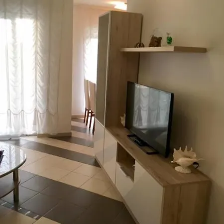 Apartment Mirella *