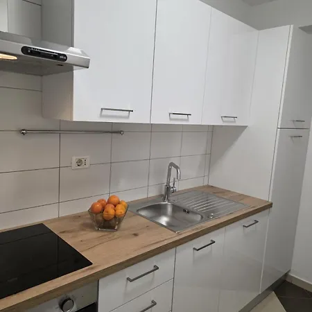 Mirella Apartman *